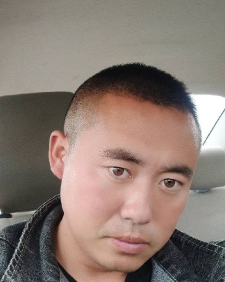 卞洋